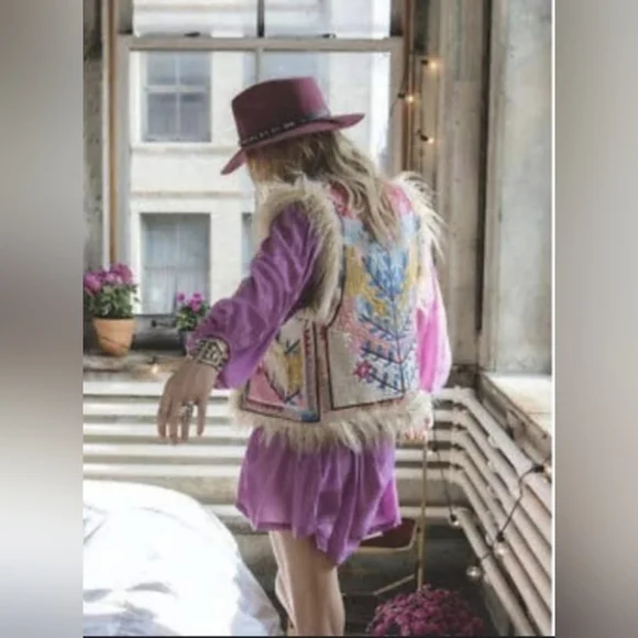 Spell Penny Lane Vest OS - Picture 3 of 17